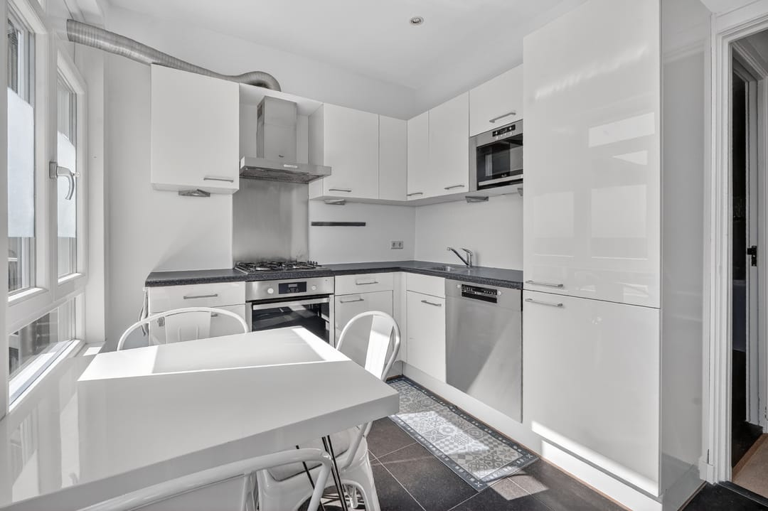 Spacious 3-room apartment with sunny south-facing balcony in Amsterdam-Zuid — 16