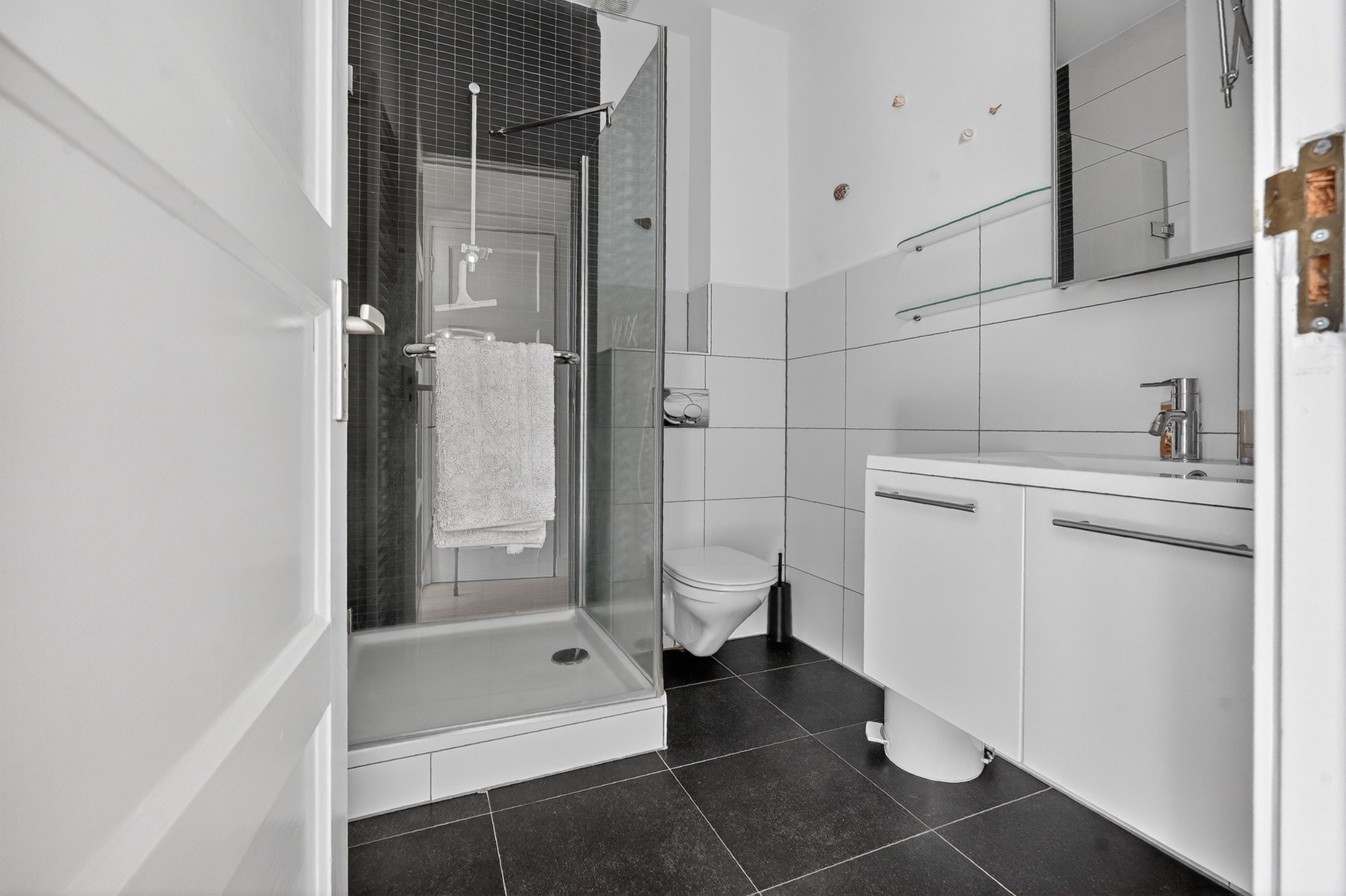 Spacious 3-room apartment with sunny south-facing balcony in Amsterdam-Zuid — 12