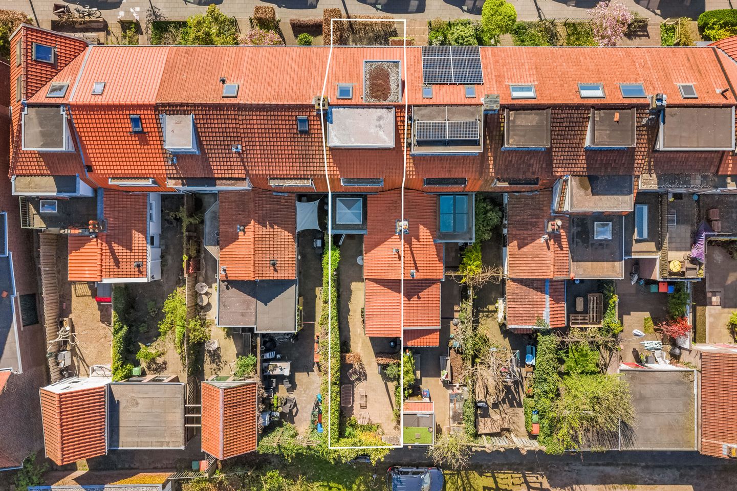 Extended family home with four bedrooms near Amersfoort city center — 40