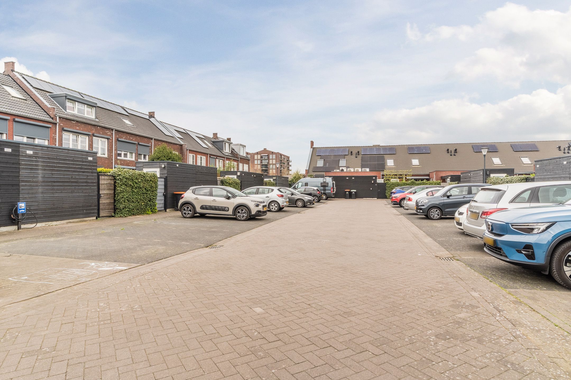 Foto 45 van De Linie 10