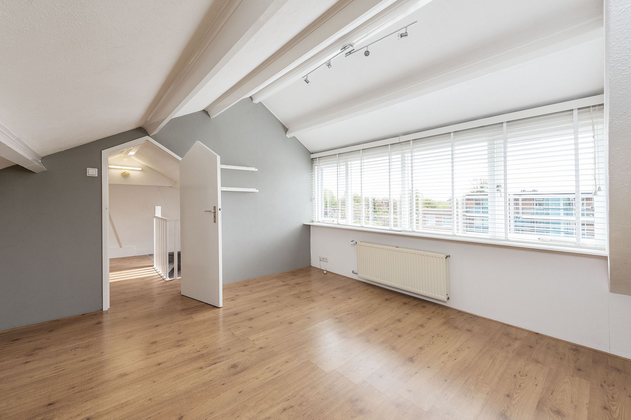 Photo 24 of 1e J.C. Mensinglaan 36