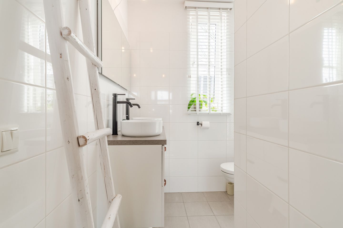 Foto 29 van De Linie 10