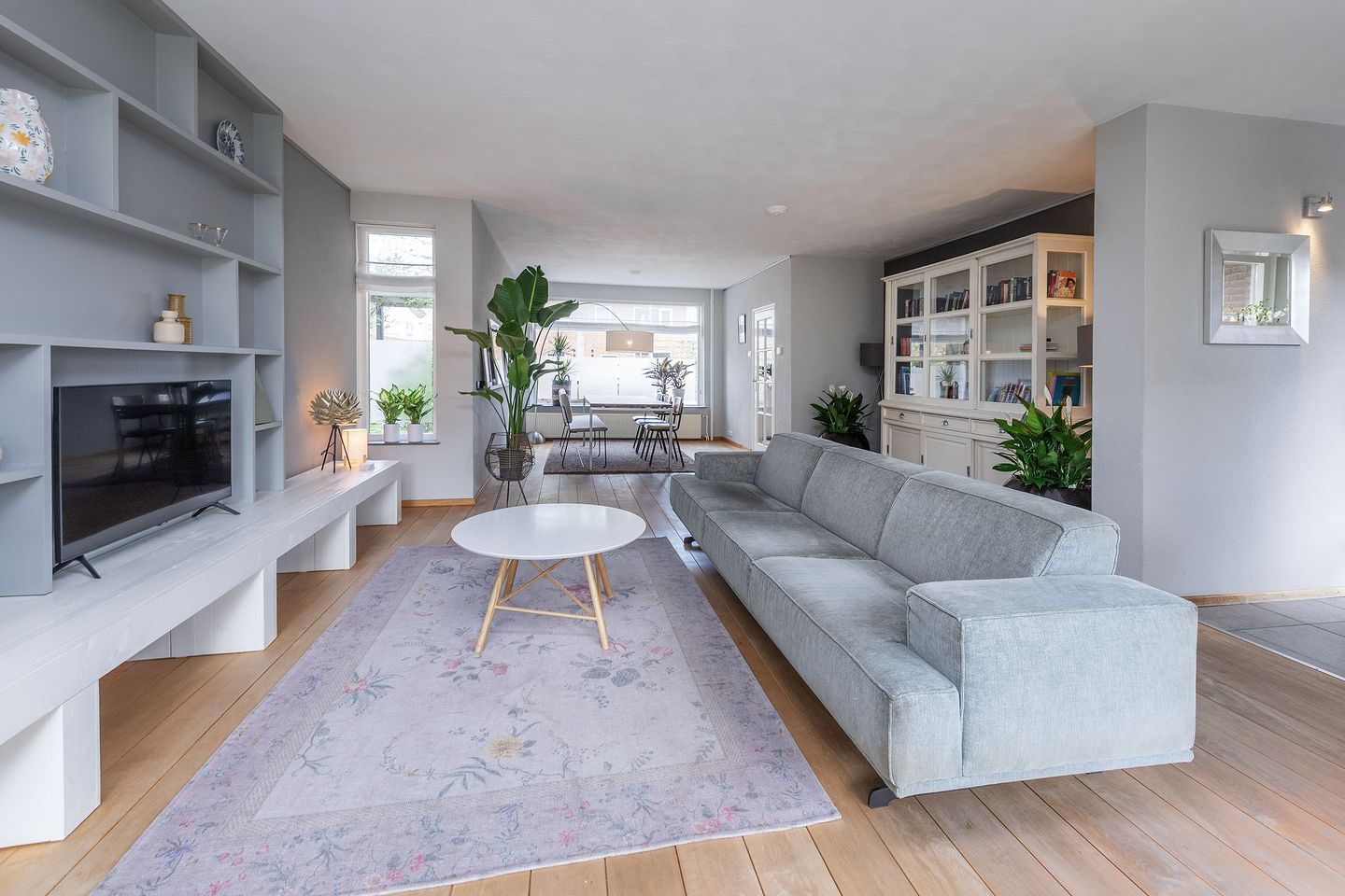 Photo 14 of 1e J.C. Mensinglaan 36