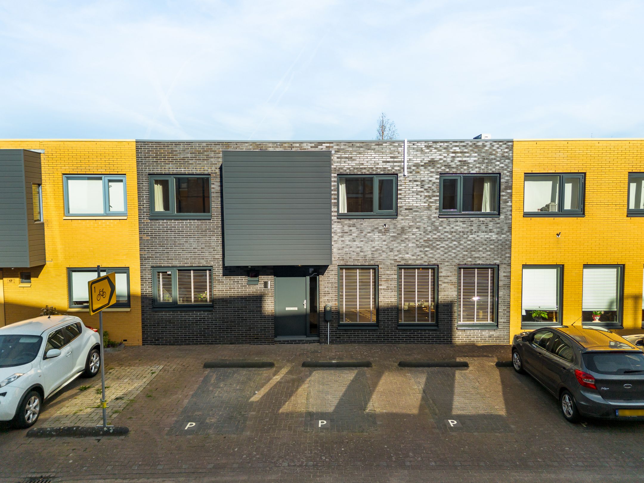 Photo 33 of Mediterraan 19