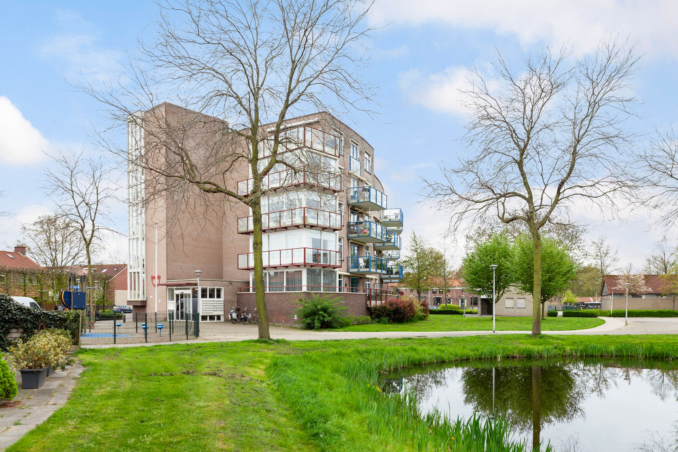 Photo 30 of Koningin Wilhelminaweg 21