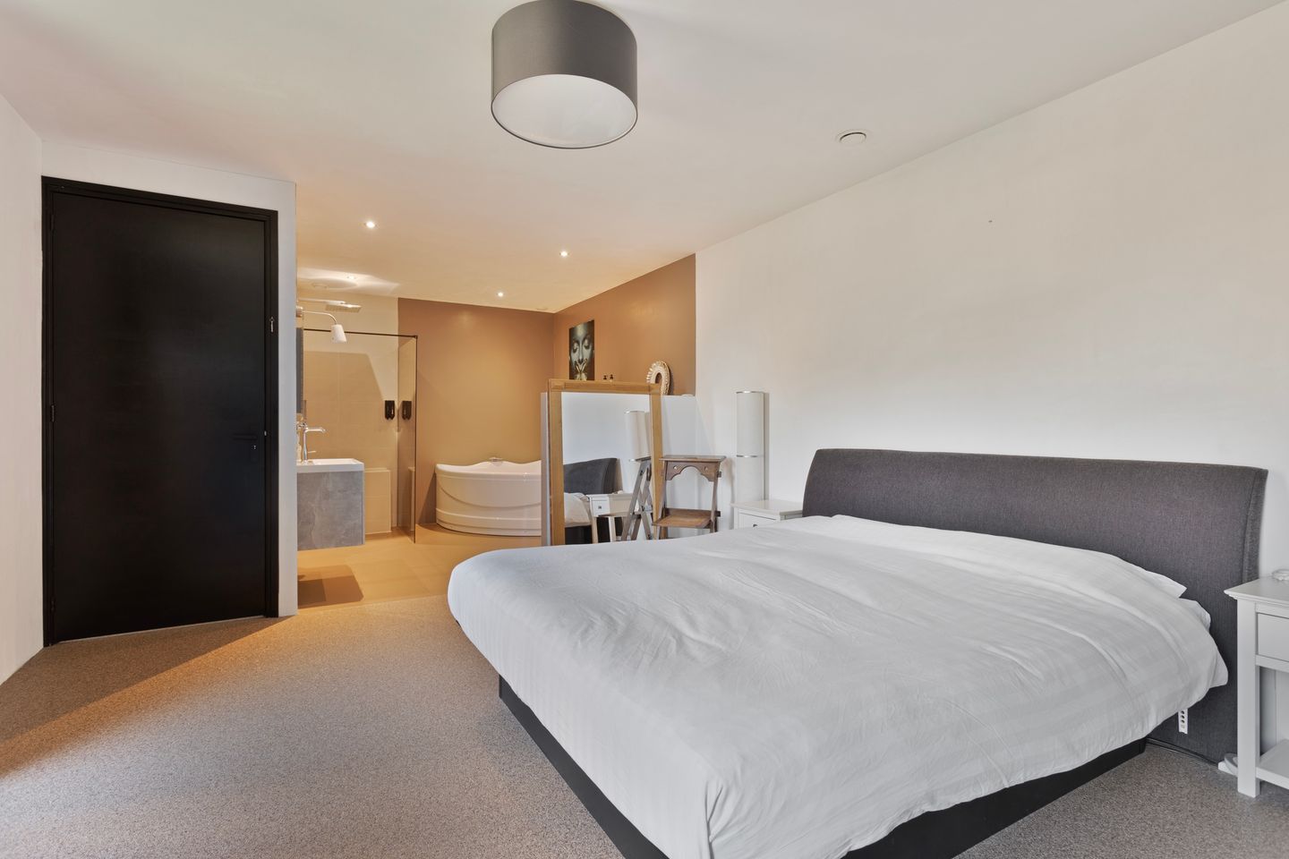 Foto 4 van Moleneind 14