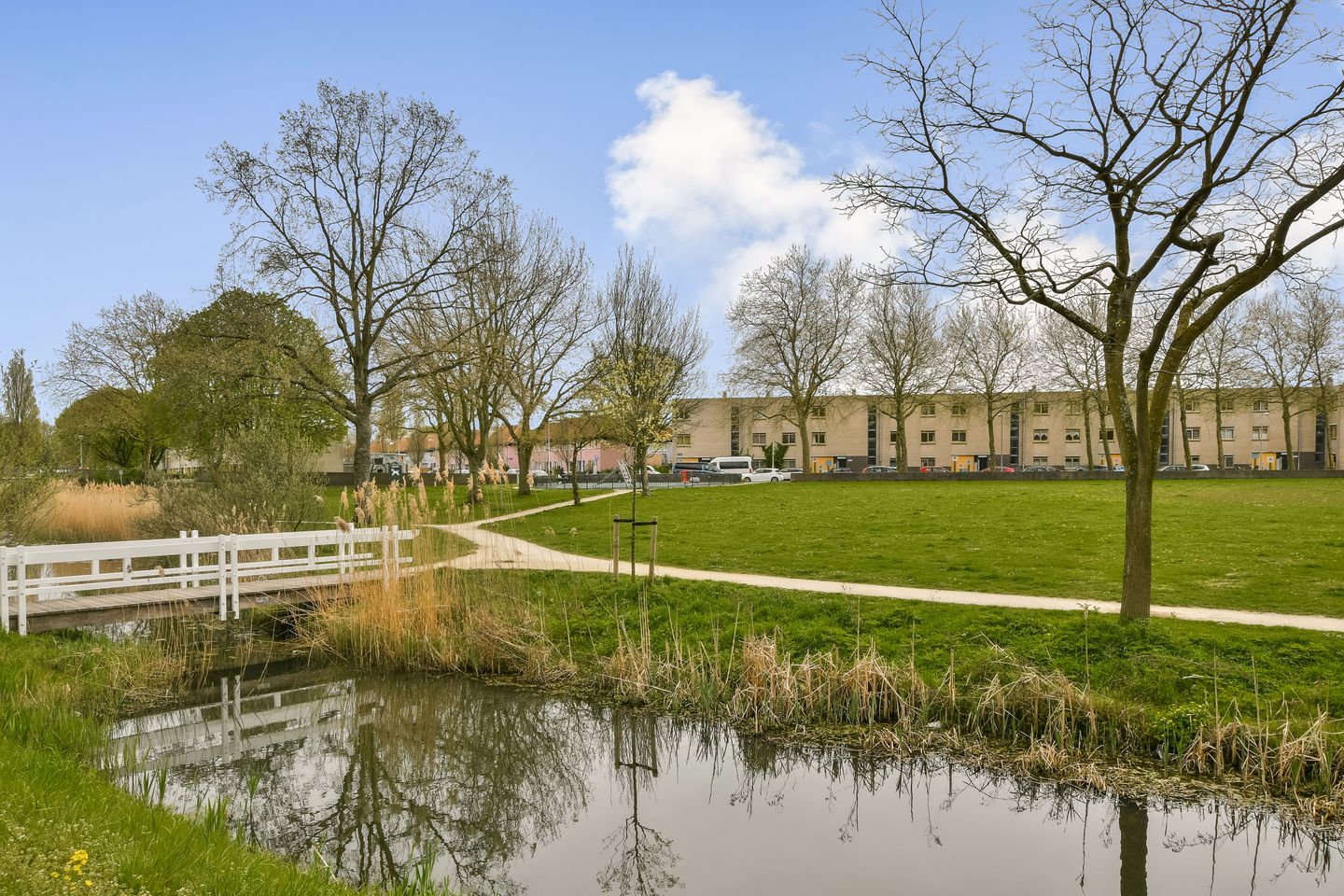 Foto 25 van Floraweg 51