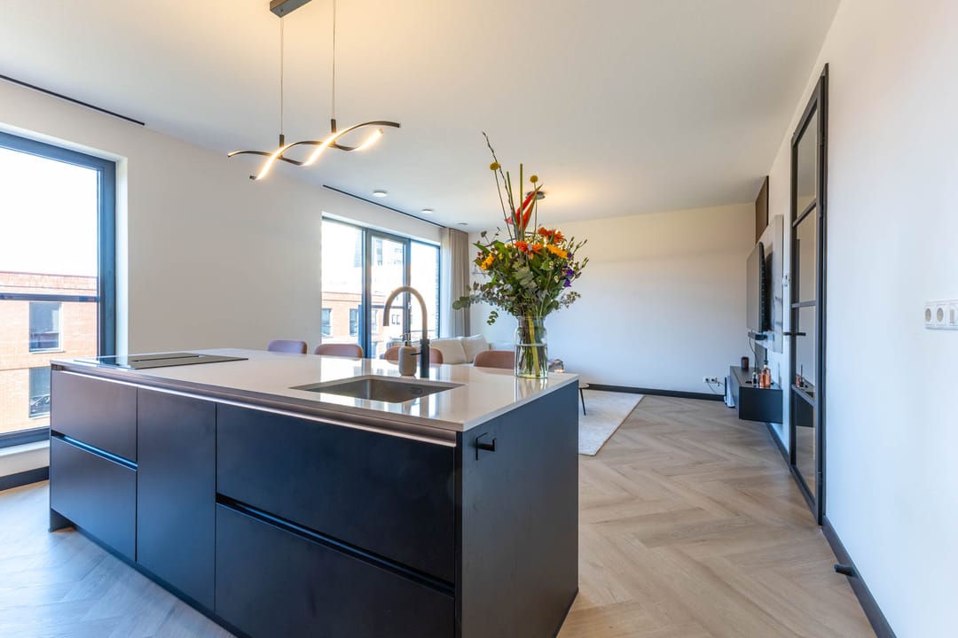 Foto 8 van Rosestraat 1125