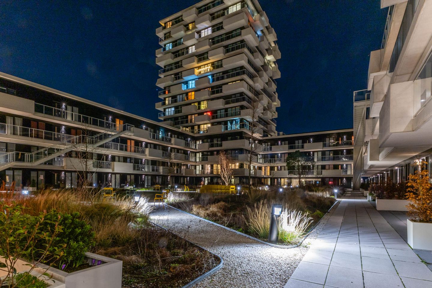 Foto 44 van Rosestraat 1125