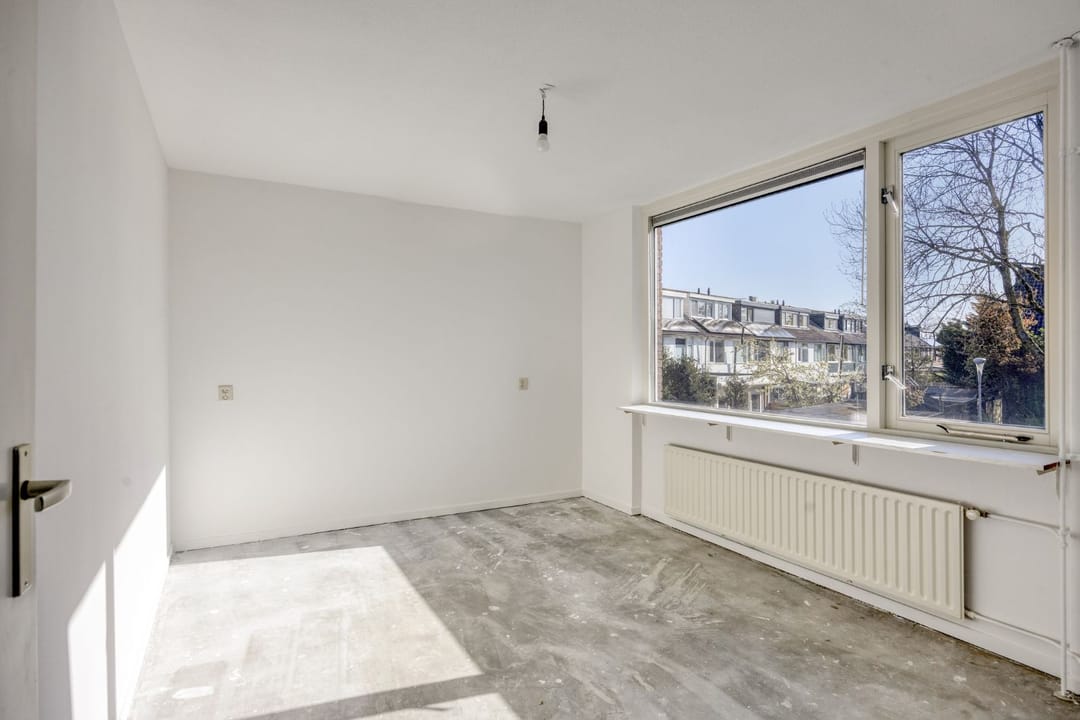 Spacious terraced house with four bedrooms in green Pax neighborhood of Hoofddorp — 13