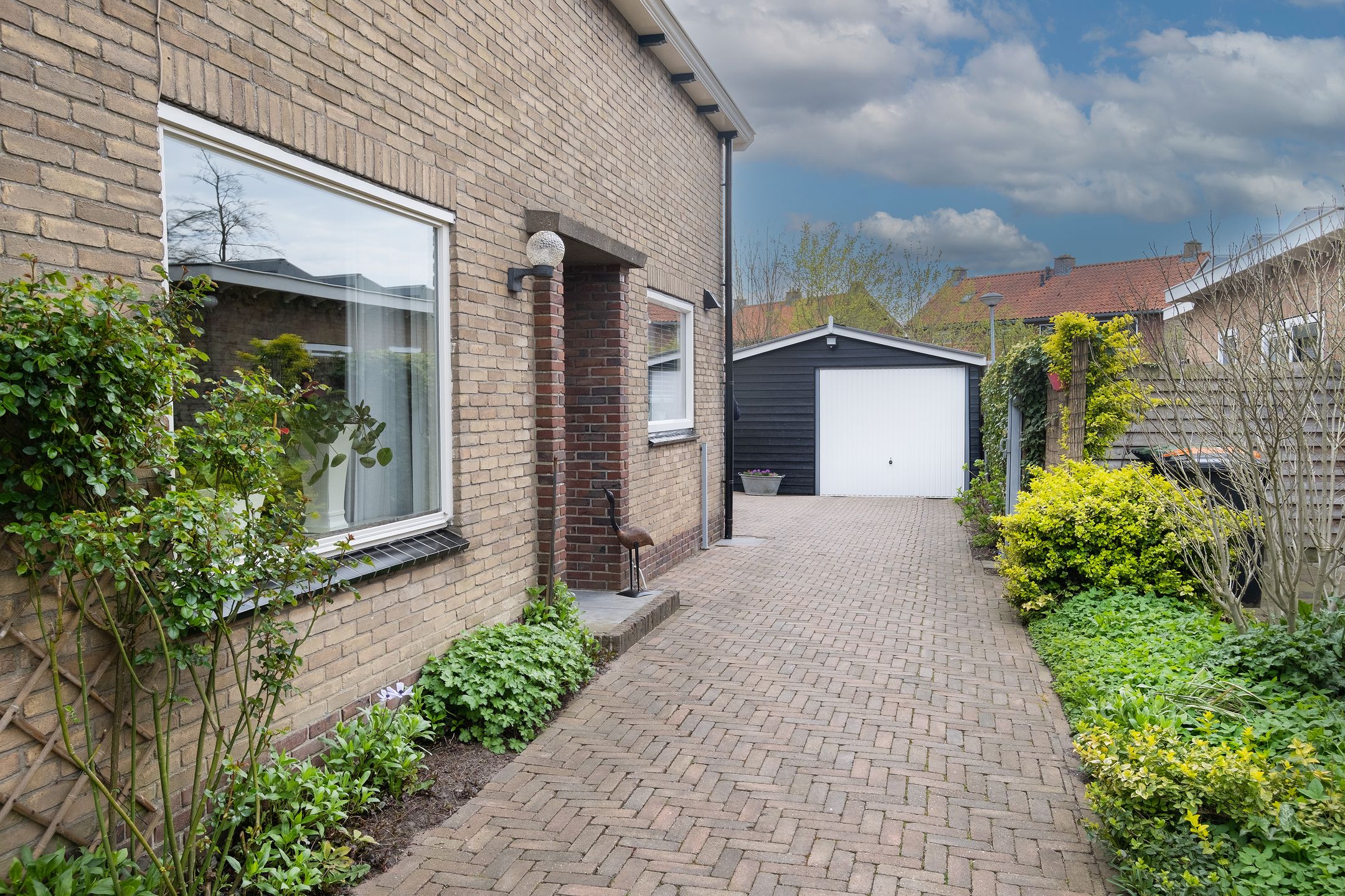 Foto 42 van Pastoor van Haasterstraat 4