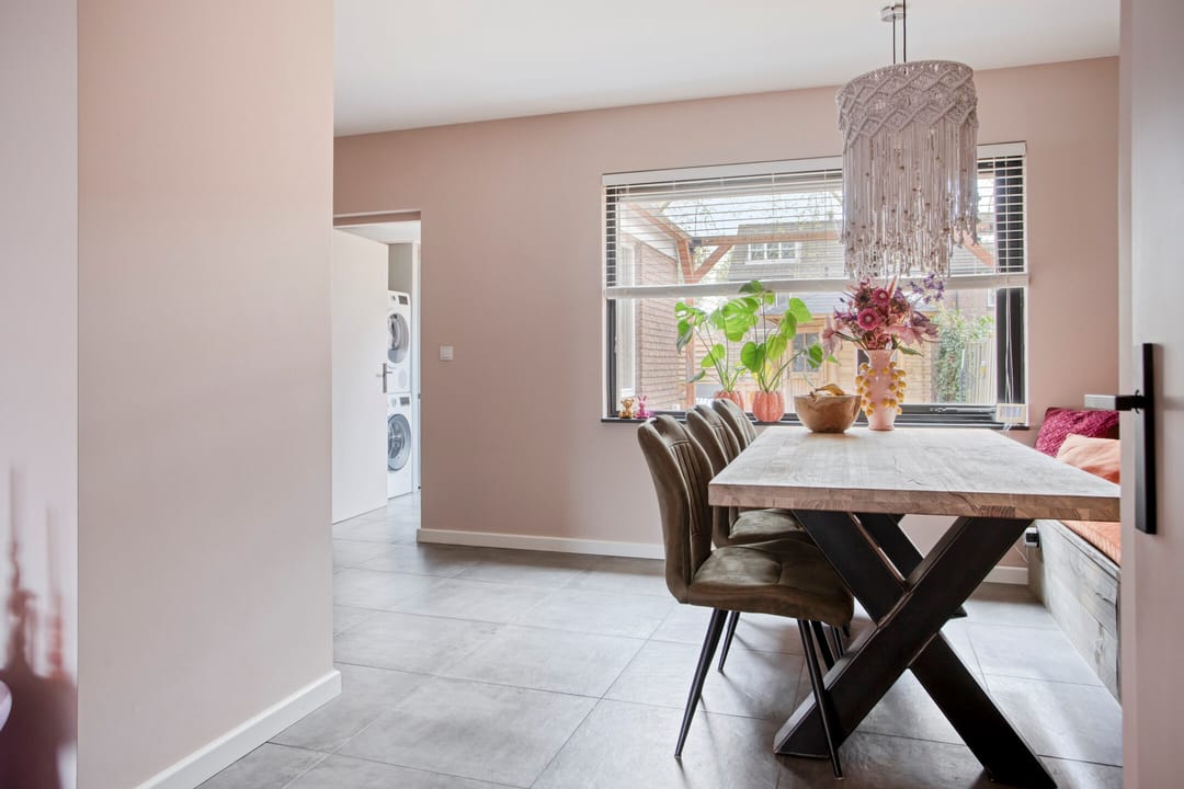 Move-In Ready Spacious Family Home with Two Bathrooms in Hendrik-Ido-Ambacht — 17