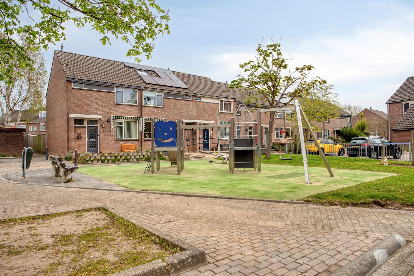 Move-In Ready Spacious Family Home with Two Bathrooms in Hendrik-Ido-Ambacht — 55