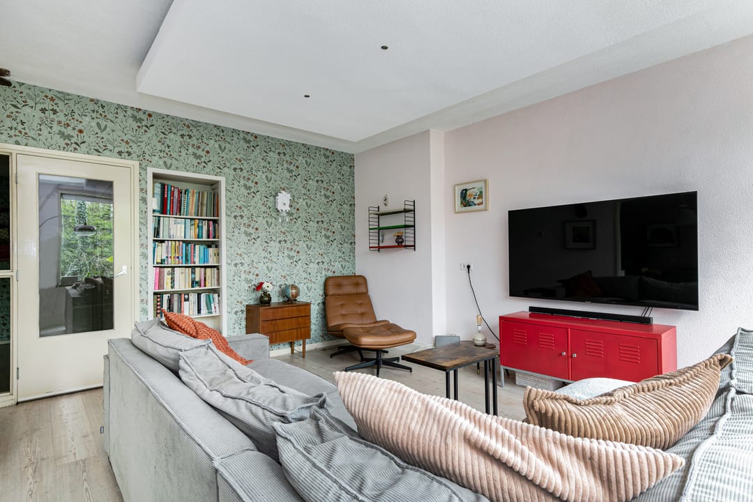 Photo 11 of Surinamelaan 69-A