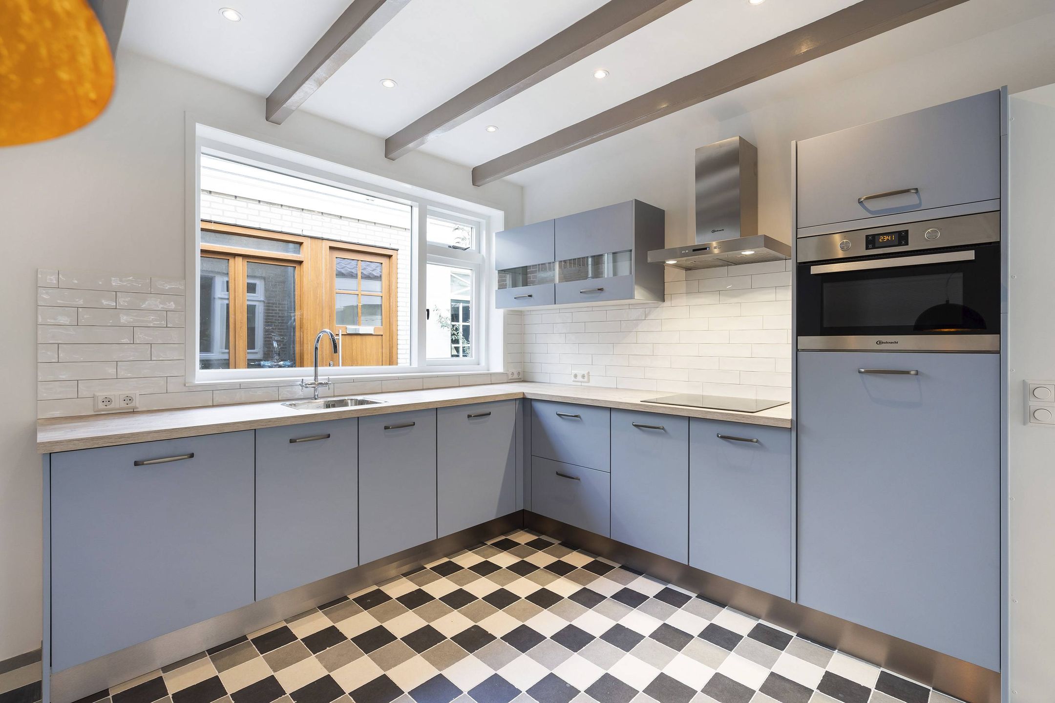 Photo 12 of Ankerstraat 77