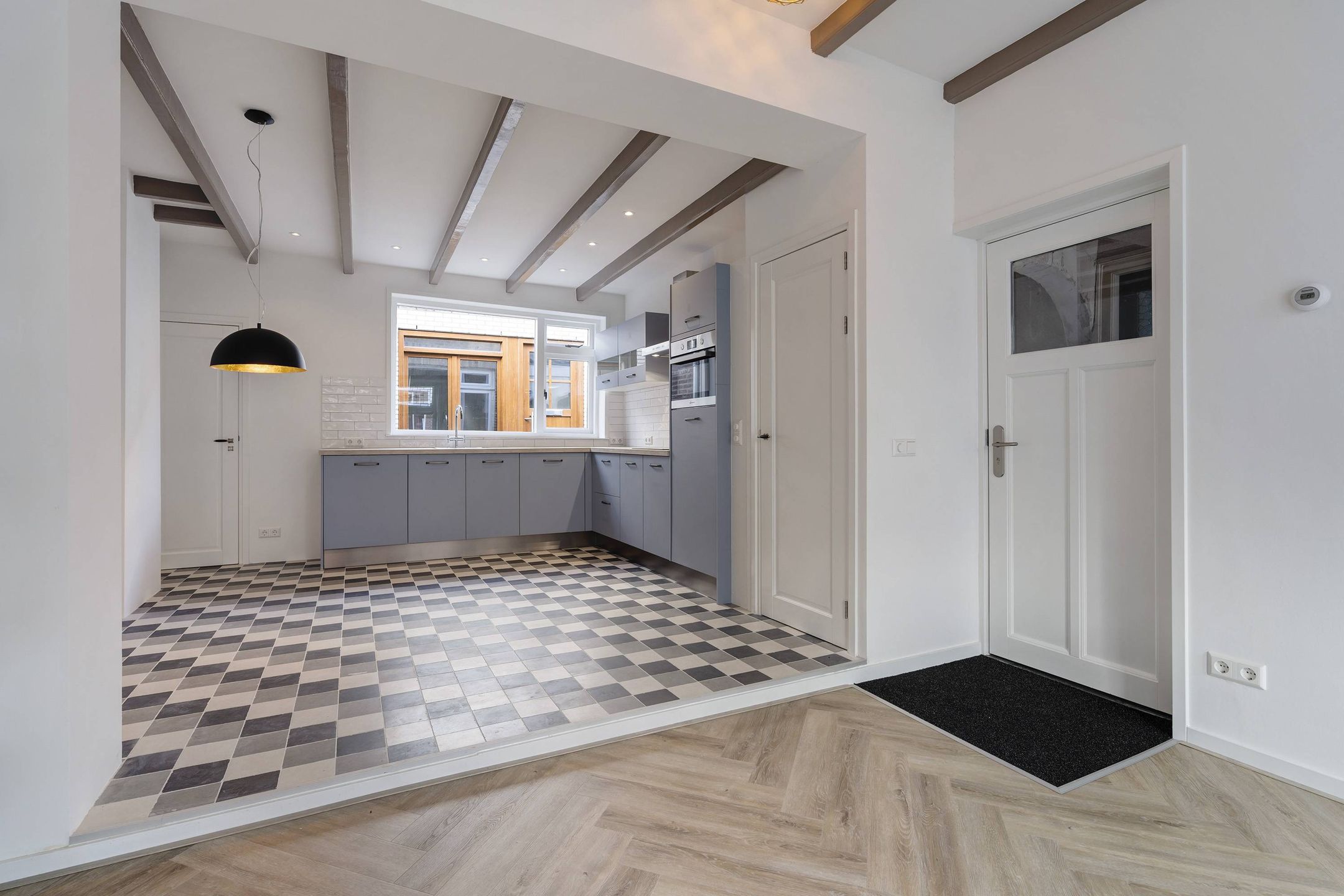 Photo 9 of Ankerstraat 77