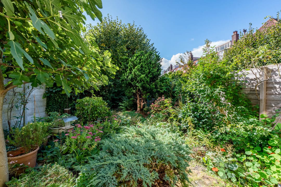 Spacious Character Townhouse in Popular Koninginnebuurt — 22