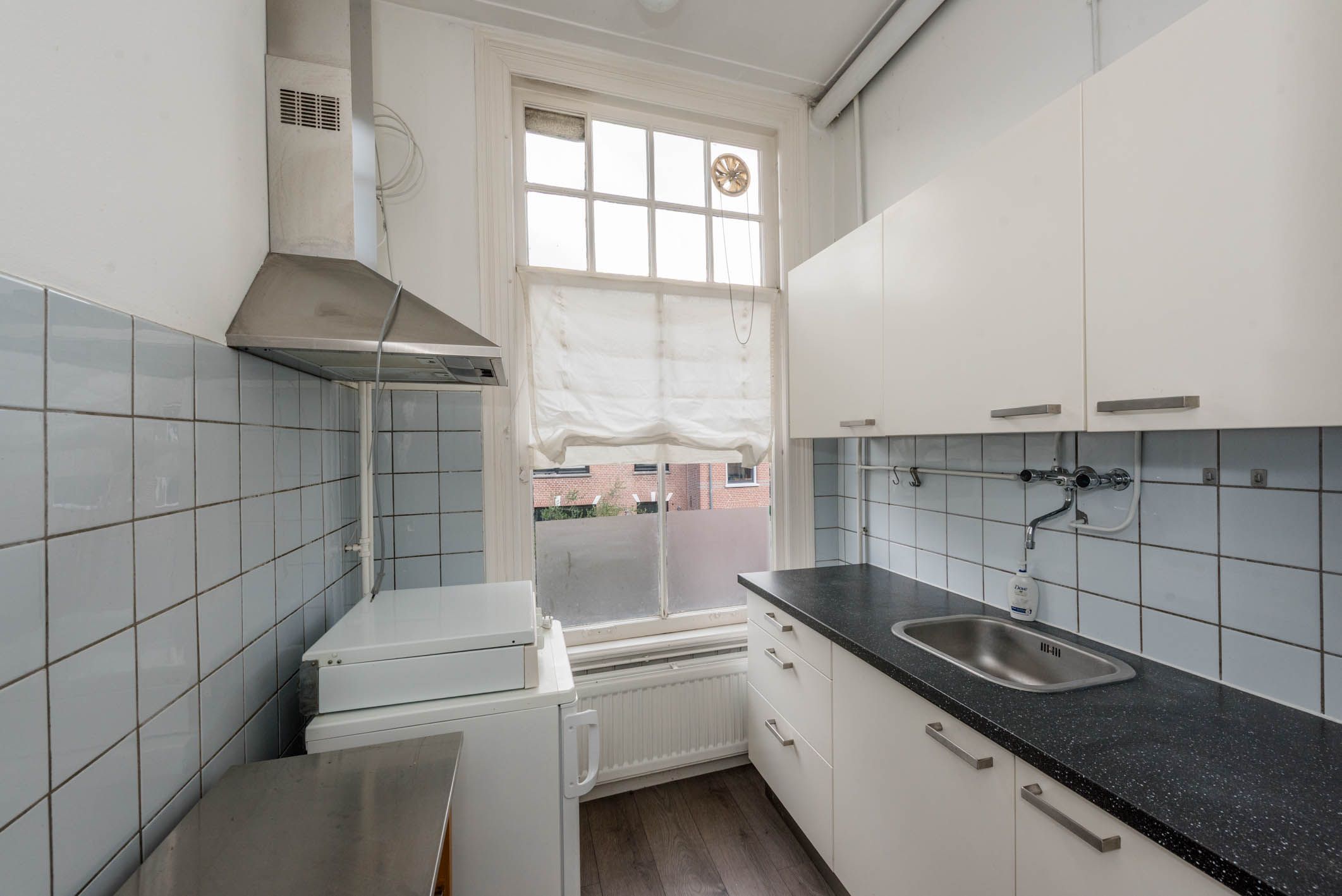 Spacious Character Townhouse in Popular Koninginnebuurt — 30