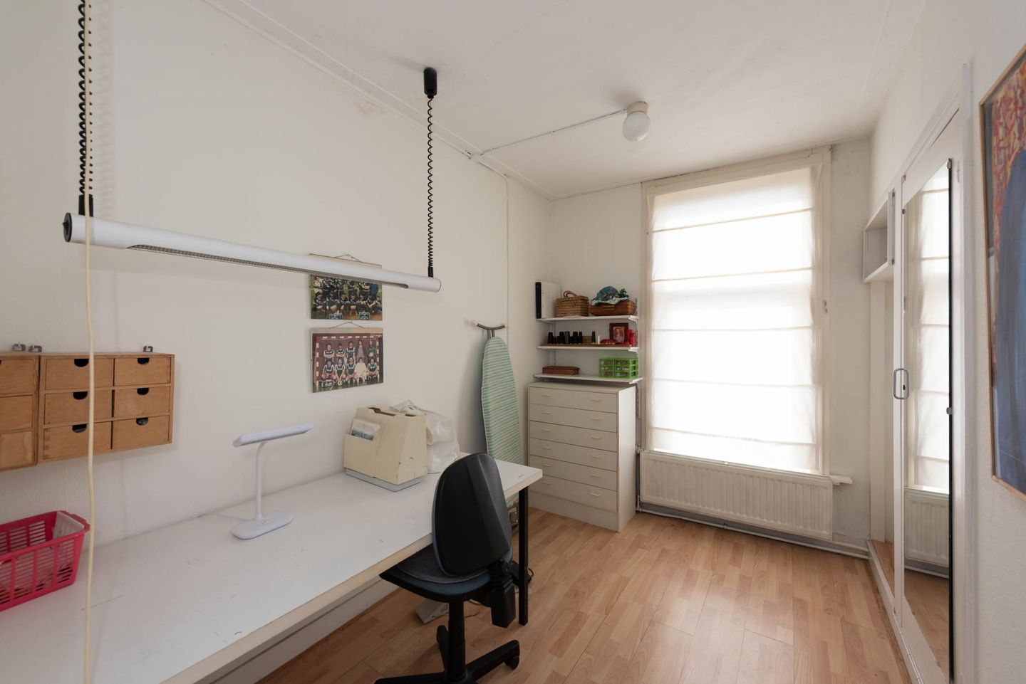 Spacious Character Townhouse in Popular Koninginnebuurt — 35