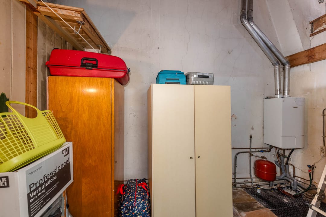 Spacious Character Townhouse in Popular Koninginnebuurt — 37