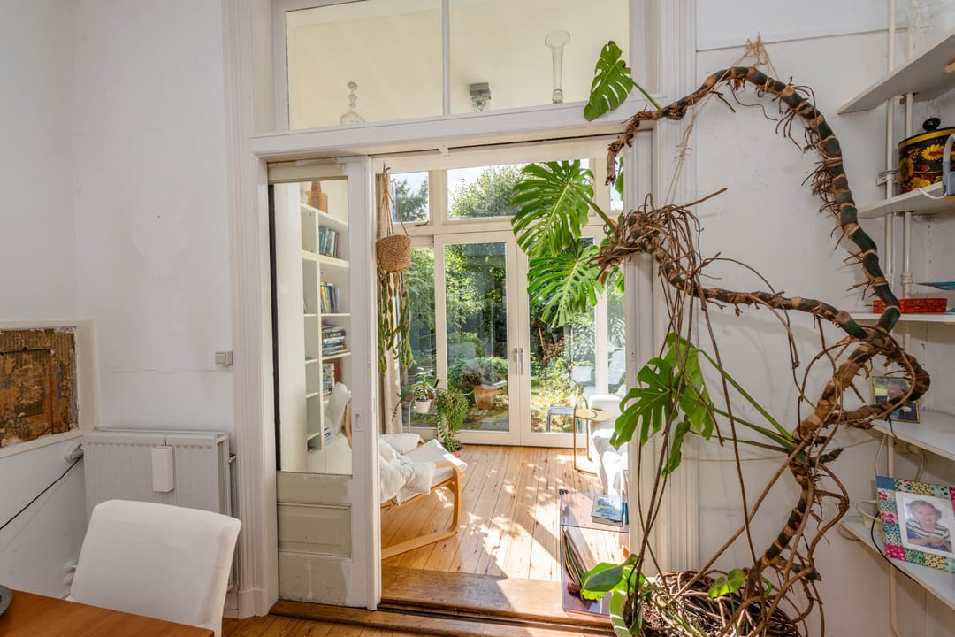 Spacious Character Townhouse in Popular Koninginnebuurt — 16