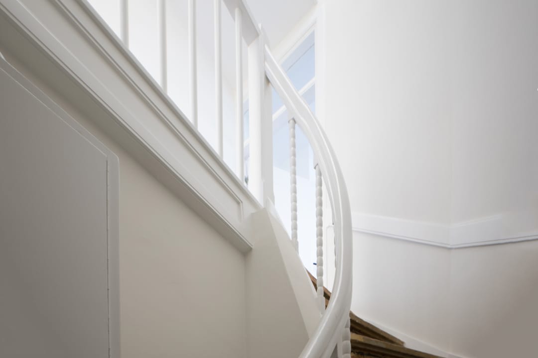 Renovated Double Upper Apartment with Three Bedrooms and Sunny Rooftop Terrace — 28