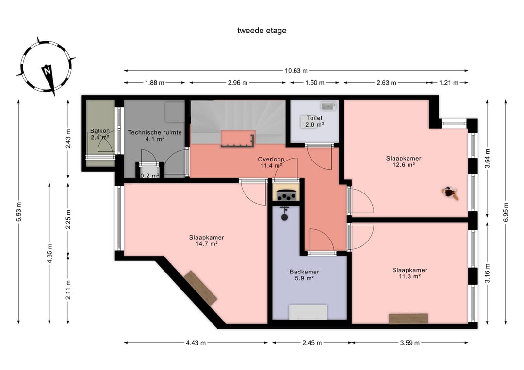 Renovated Double Upper Apartment with Three Bedrooms and Sunny Rooftop Terrace — 31