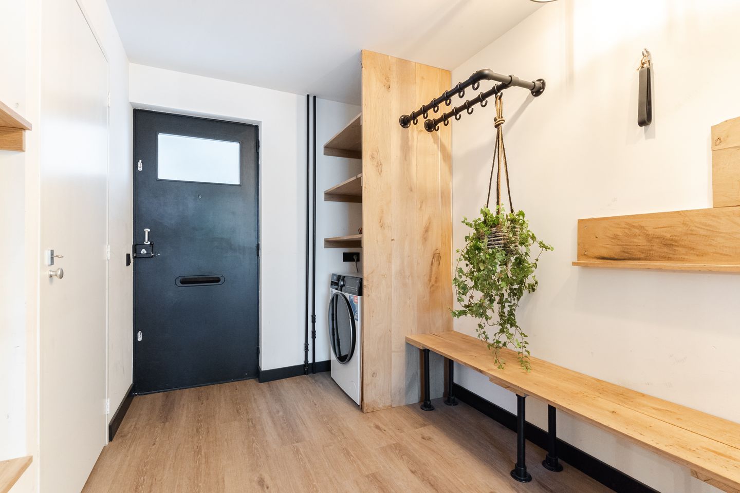Modernized 3-Room Apartment with Balcony in Eindhoven Vaartbroek — 14
