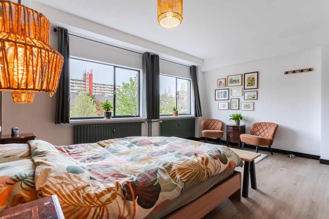 Modernized 3-Room Apartment with Balcony in Eindhoven Vaartbroek — 32