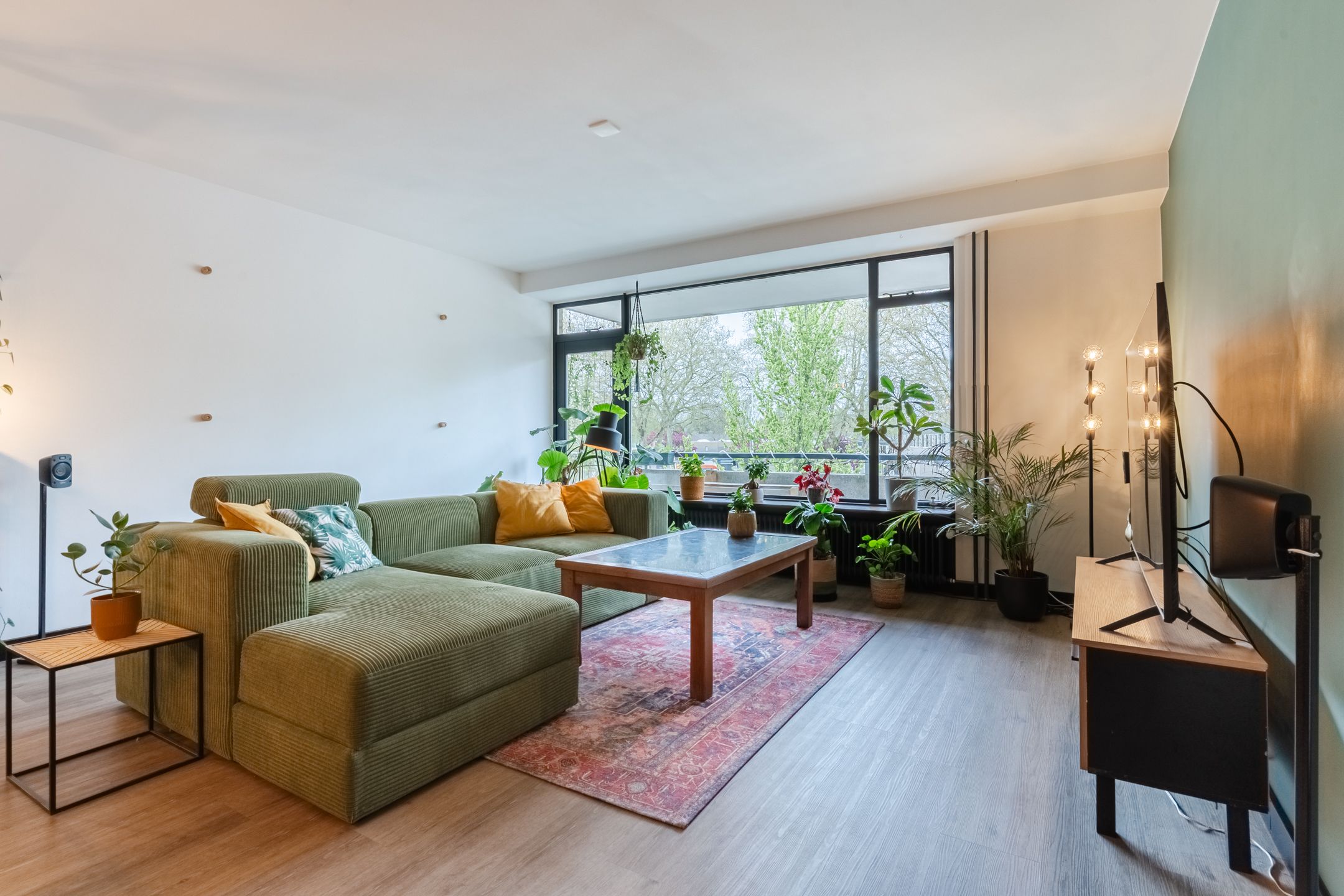 Modernized 3-Room Apartment with Balcony in Eindhoven Vaartbroek — 21