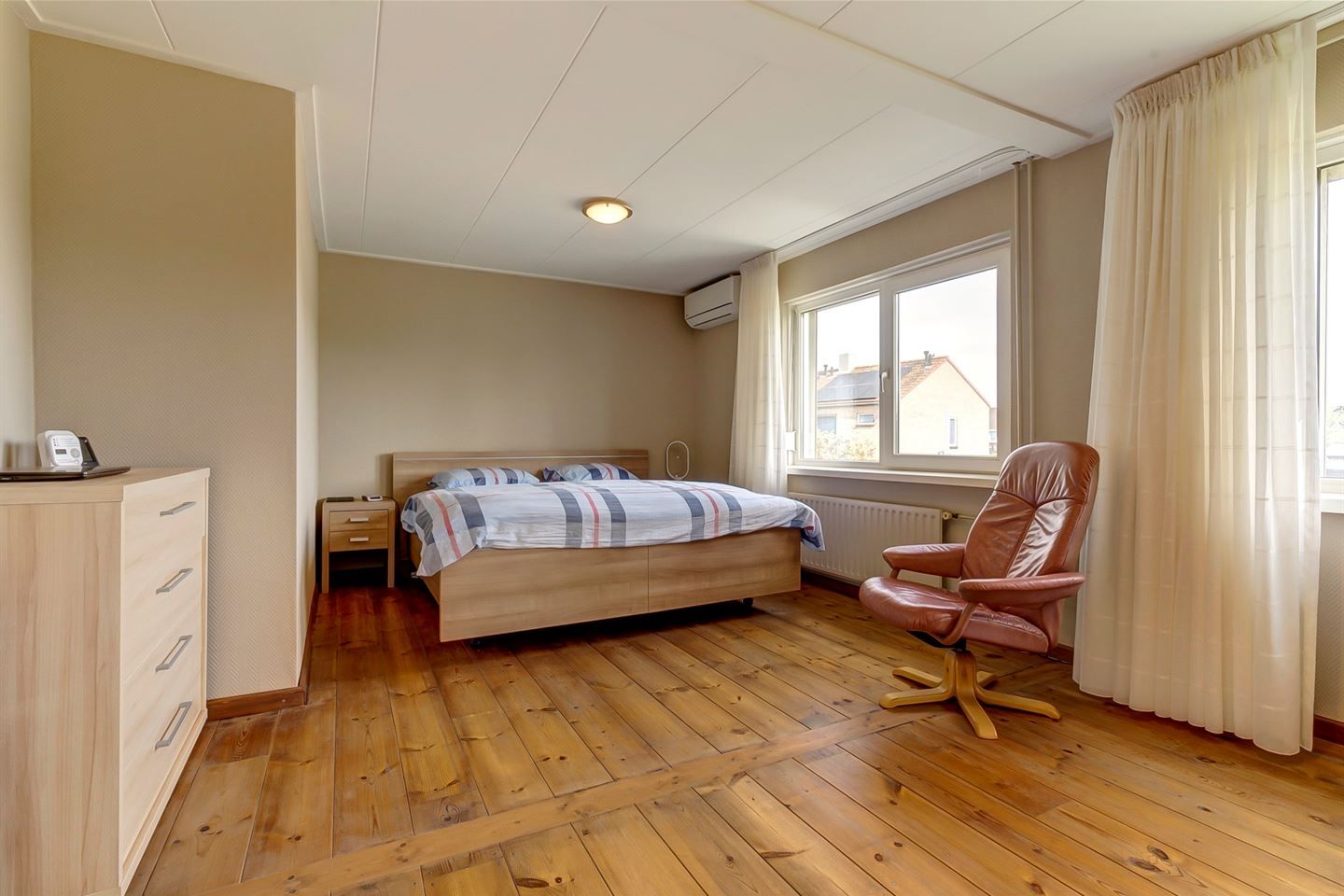 Photo 18 of Jan van Kleefstraat 36