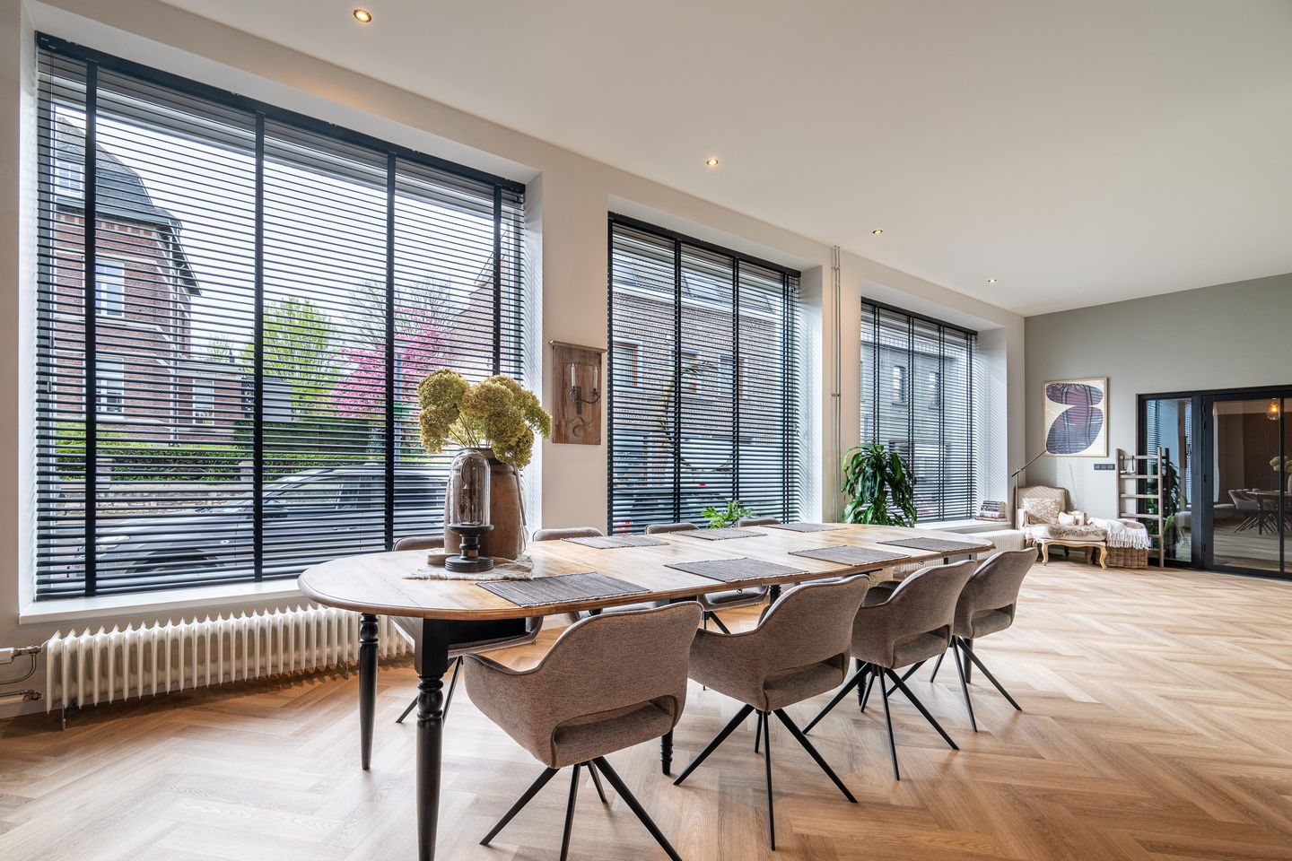 Unique spacious townhouse with luxury finish and 6 to 7 rooms in Simpelveld center — 14