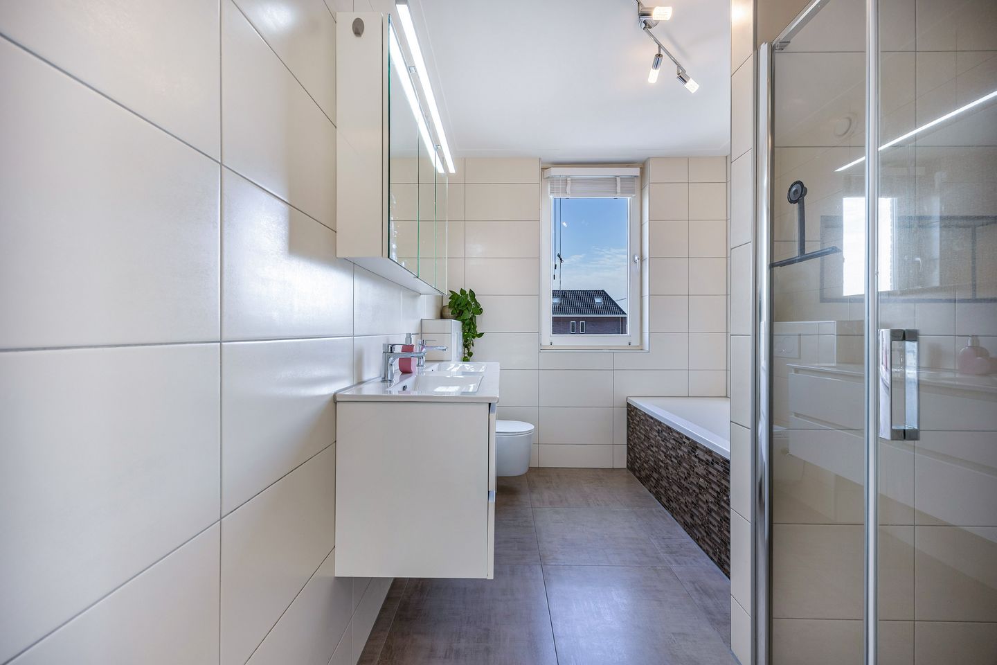 Luxury Villa with Energy Label A and Ground Floor Bedroom in Lelystad Warande — 44