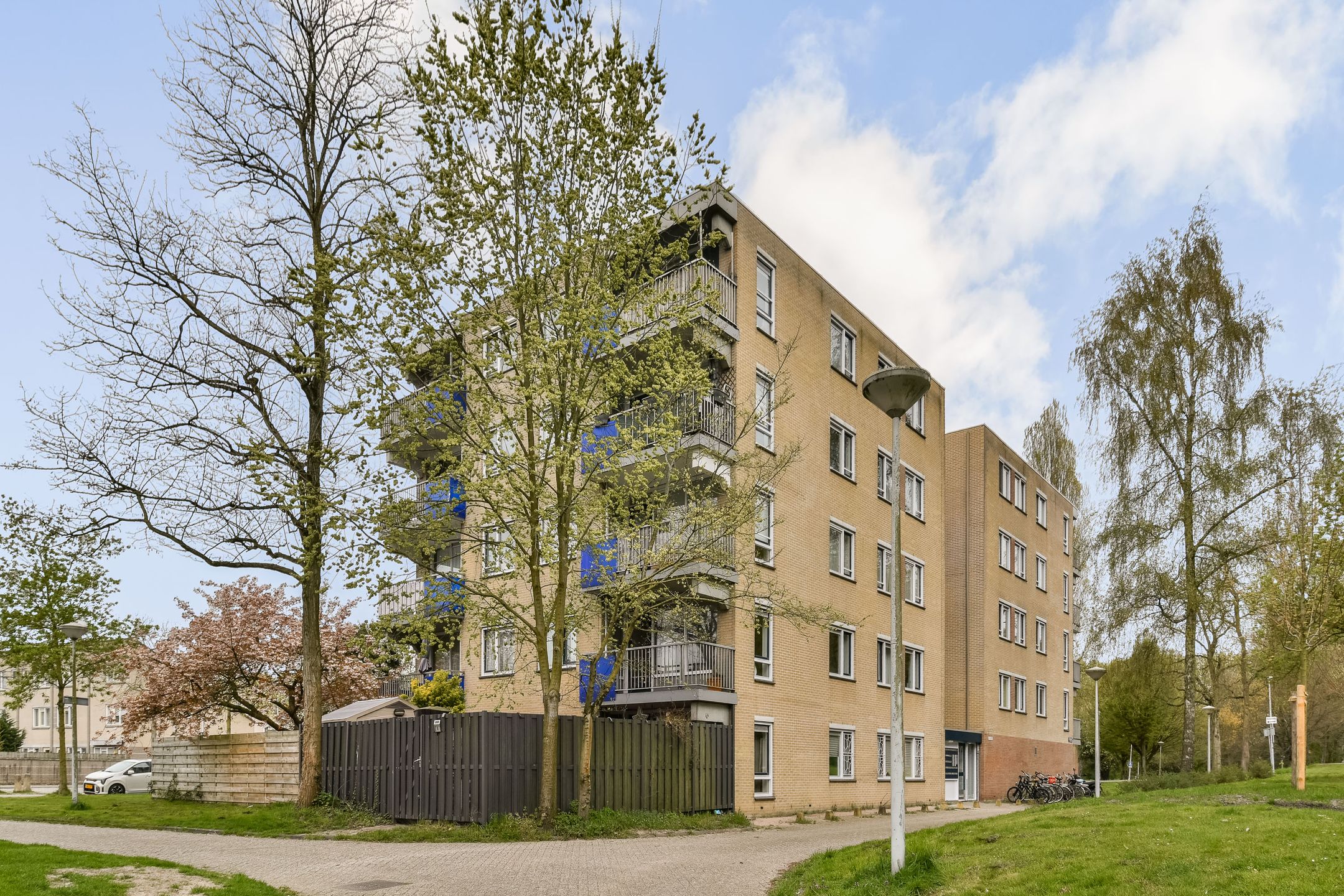 Foto 3 van Reizigersweg 53