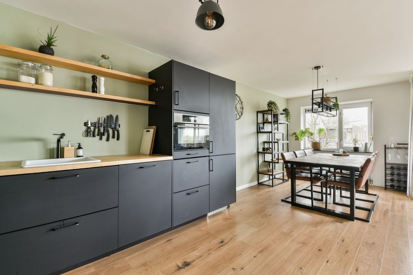 Foto 10 van Reizigersweg 53