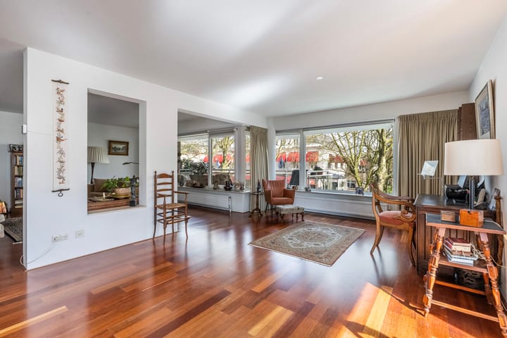 Photo 2 of Stationsweg 34