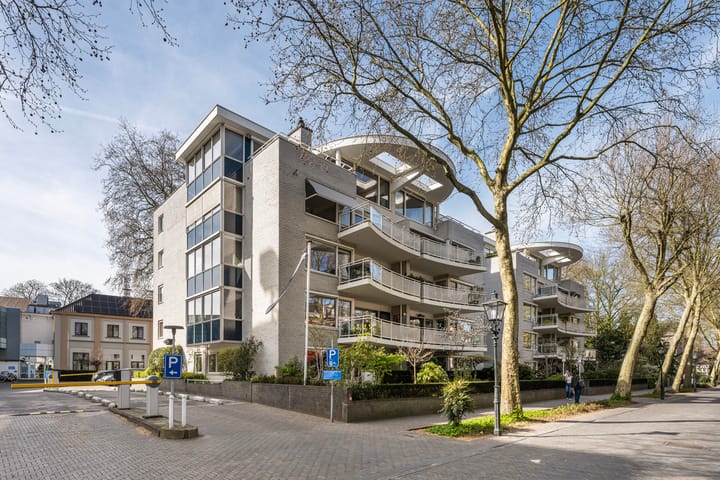 Photo 4 of Stationsweg 34