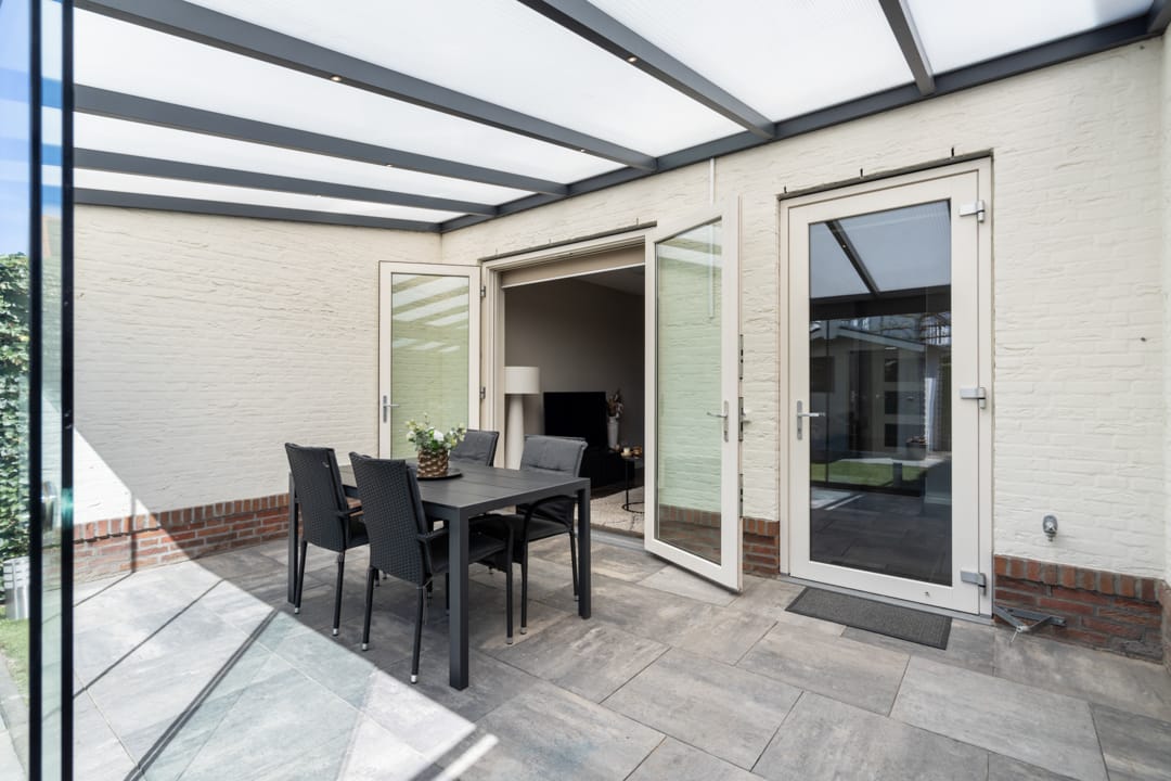 Turnkey terraced house with 3 bedrooms and sunny garden in Laarveld, Weert — 35