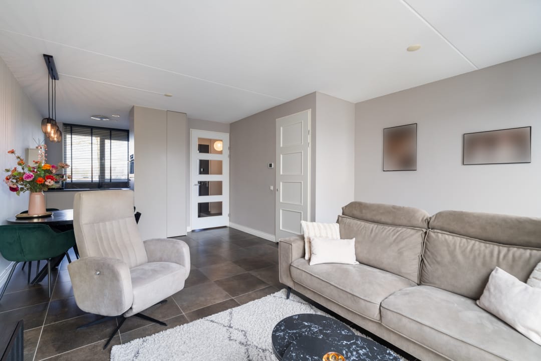Turnkey terraced house with 3 bedrooms and sunny garden in Laarveld, Weert — 13