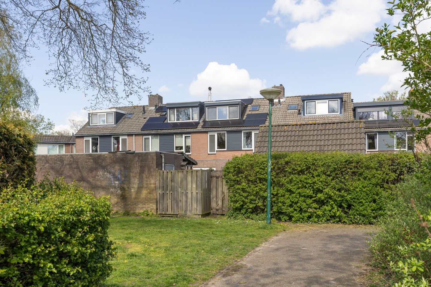 Modernized Family Home with South-Facing Garden and Energy Label A — 40