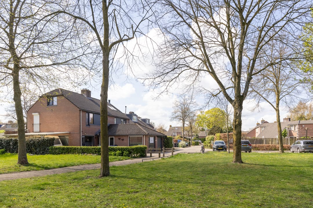 Modernized Family Home with South-Facing Garden and Energy Label A — 43