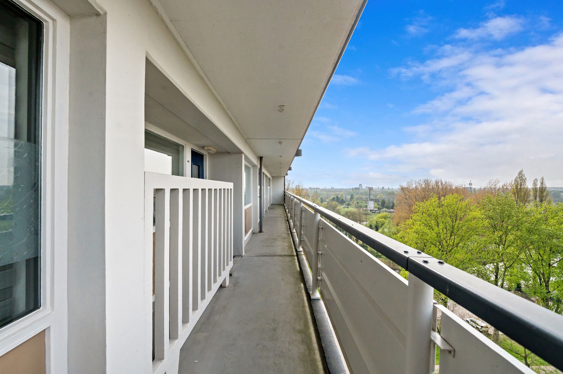 Foto 9 van Burgemeester Van Haarenlaan 1424