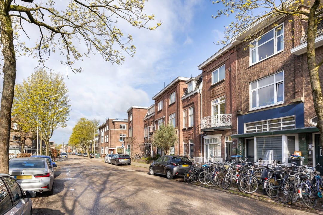 Photo 28 of Tooropstraat 213-A