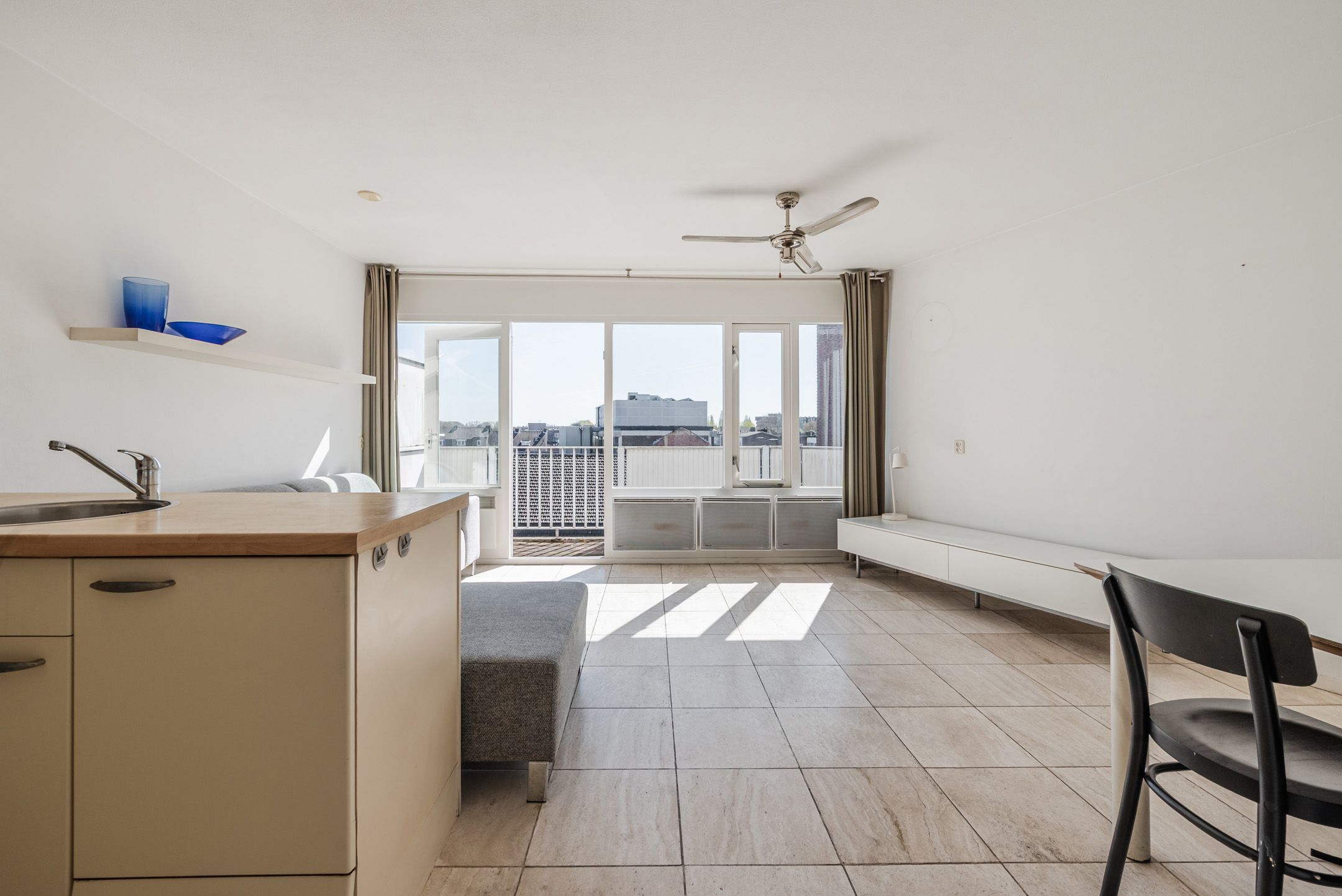 Foto 12 van Tongelresestraat 2-C