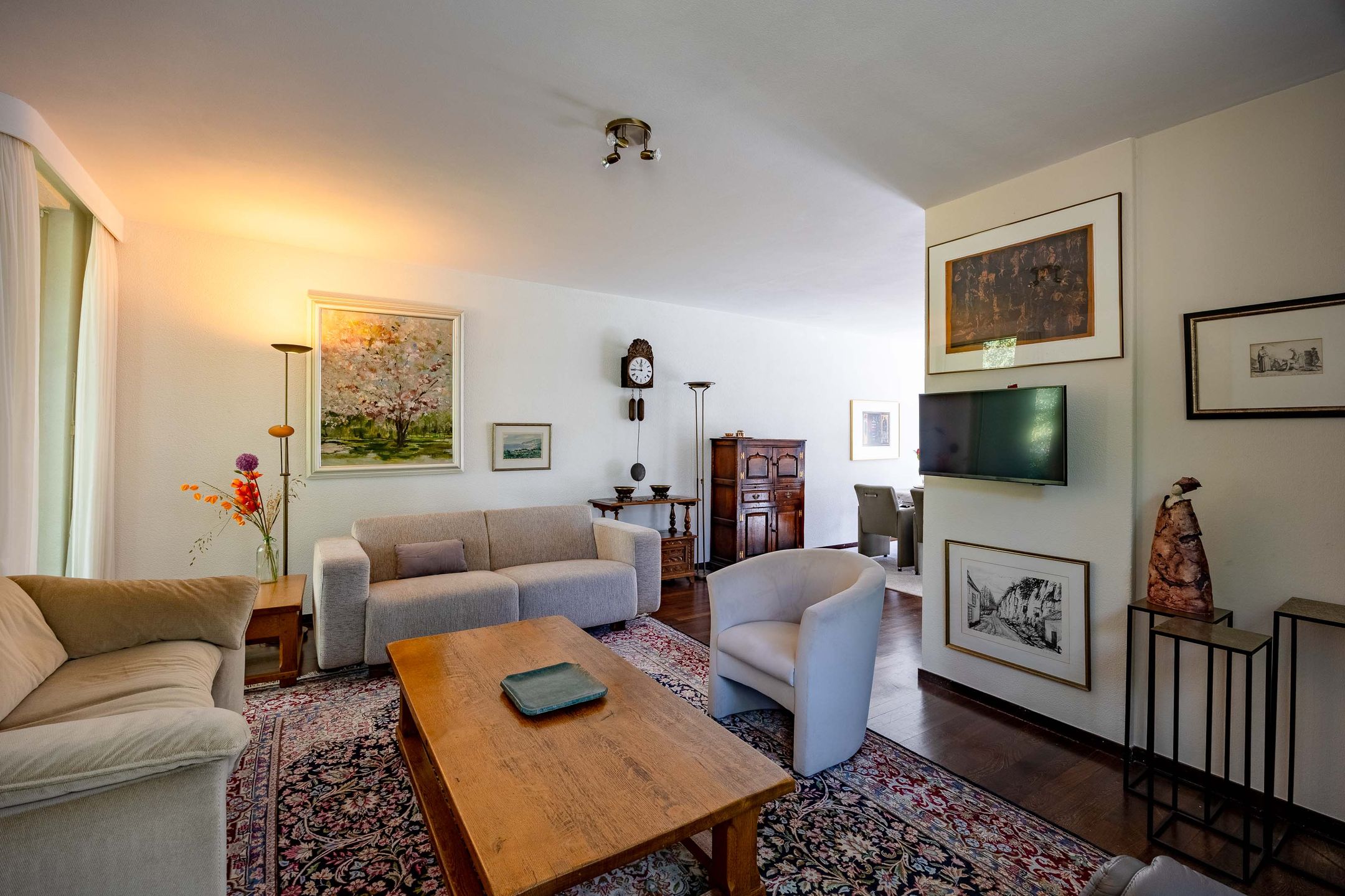 Spacious semi-detached family home with garage in quiet green setting of Veltum — 12