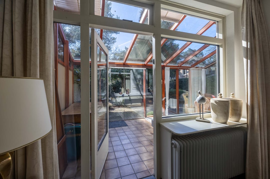 Spacious semi-detached family home with garage in quiet green setting of Veltum — 17