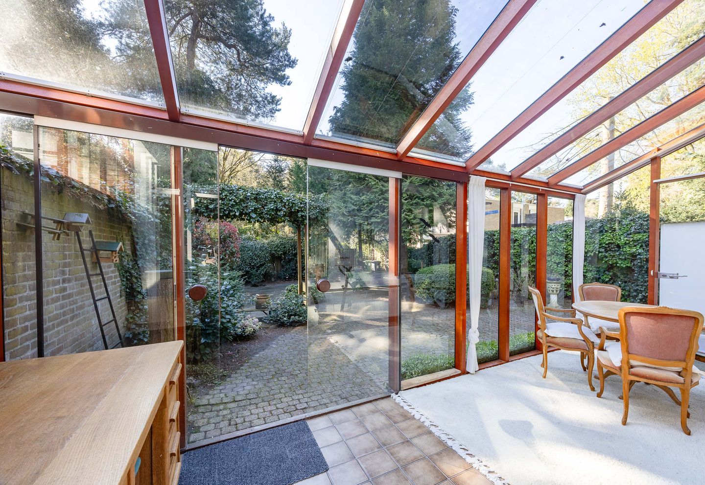 Spacious semi-detached family home with garage in quiet green setting of Veltum — 19