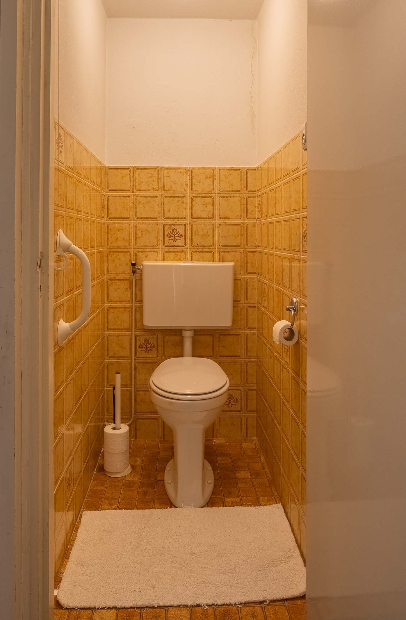 Spacious semi-detached family home with garage in quiet green setting of Veltum — 33