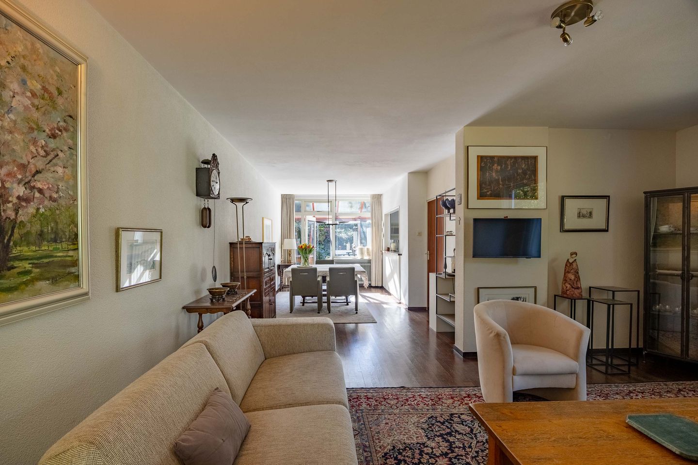 Spacious semi-detached family home with garage in quiet green setting of Veltum — 14