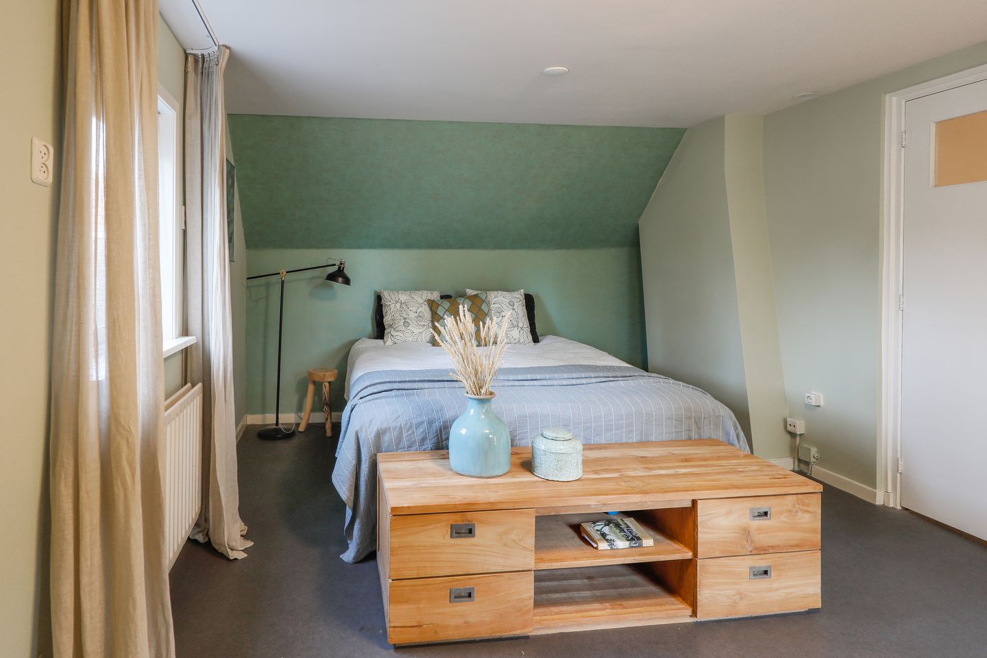 Spacious apartment with cathedral views in Den Bosch city center — 25